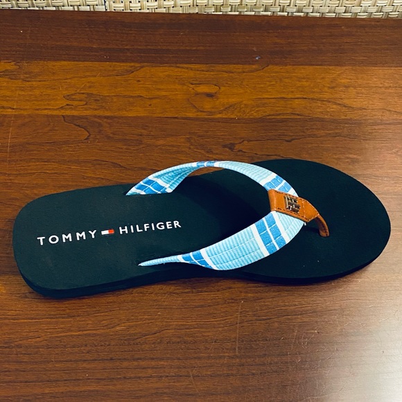 🌟HP🌟Tommy Hilfiger Miami Prep Canvas Flip Flop - Picture 2 of 7